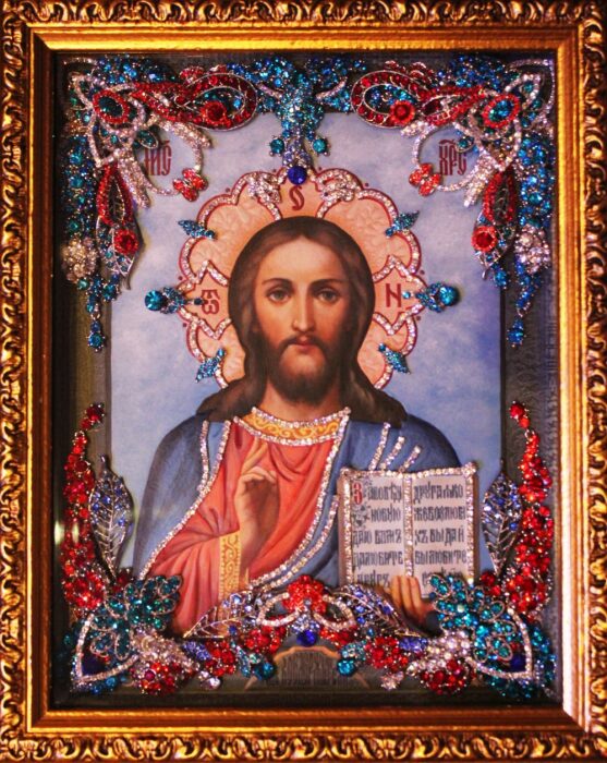 Икона с драгоценными камнями "Господь Вседержитель" с фианитами позолоченная