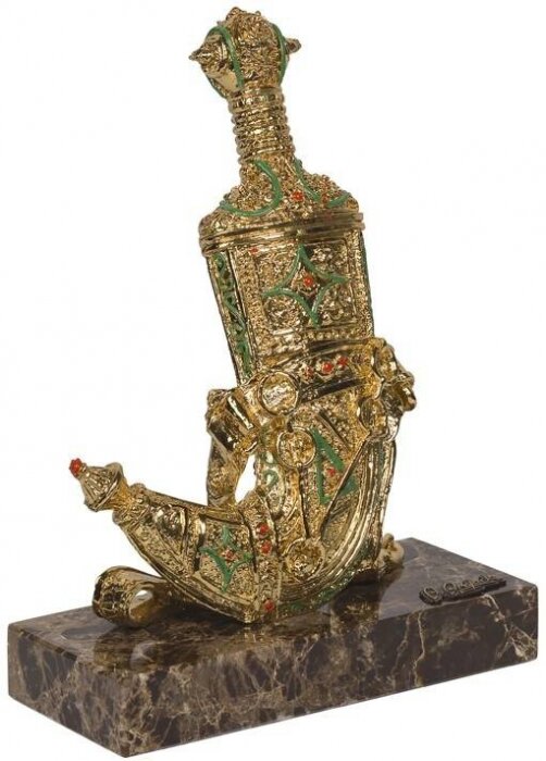 Скульптура "Арабский кинжал" золочение (Janbiyah, gilding)