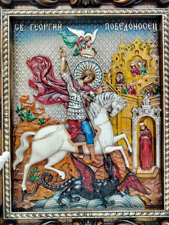 Икона из дуба "Георгий Победоносец"