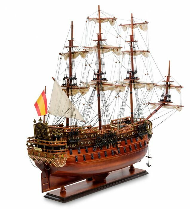 Модель испанского линейного корабля «San Felipe» 1690 г., дерево