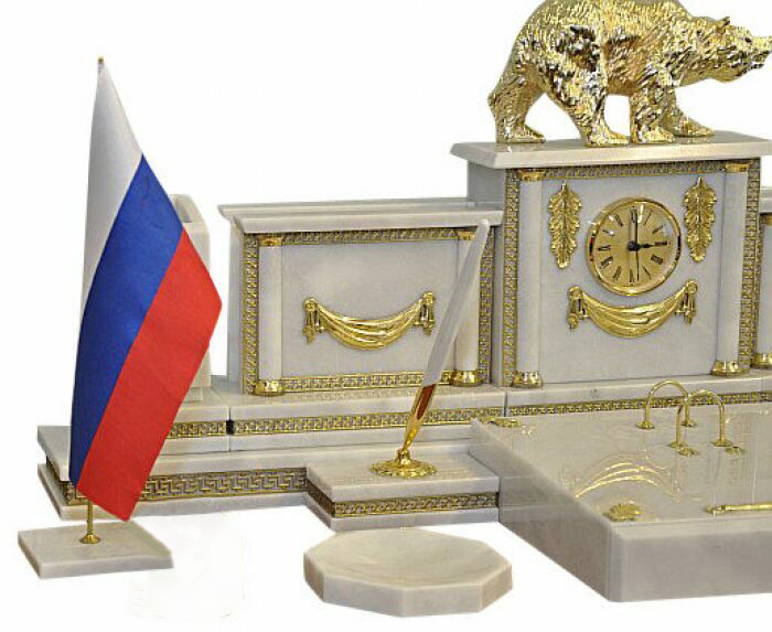 Настольный набор из белого мрамора "Медведь"