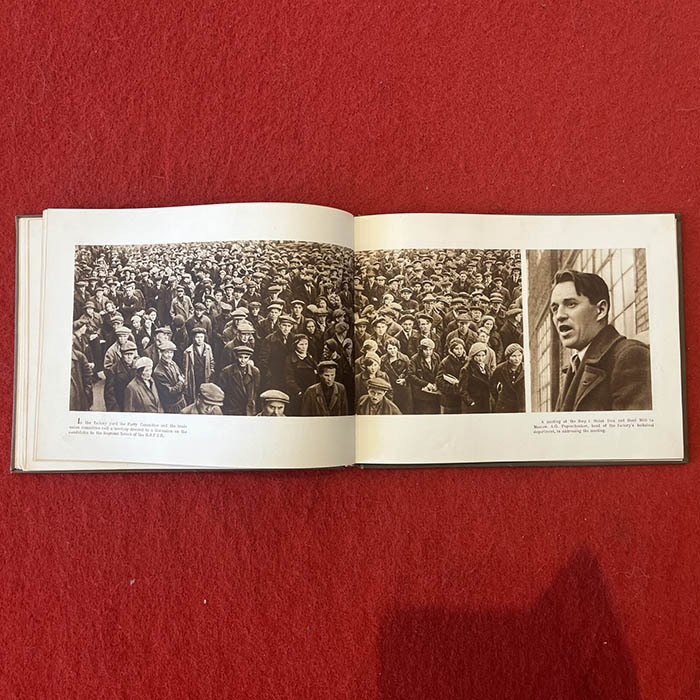 Книга "The Soviet Worker", Moscow and Leningrad, 1939 г.