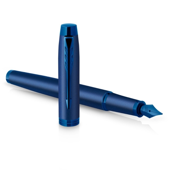 Ручка перьевая Parker IM Monochrome Blue в подарочной упаковке.