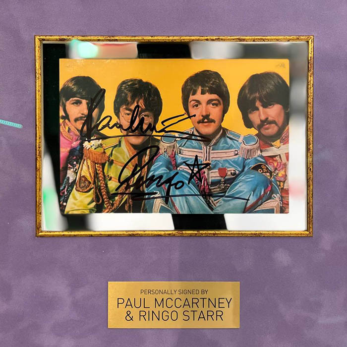 Фото с 2-мя автографами. Пол Маккартни и Ринго Старр (The Beatles)