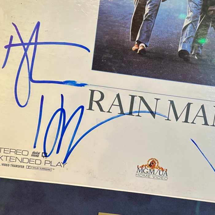 Пластинка «Rain Man» с автографом актера Дастина Хоффмана