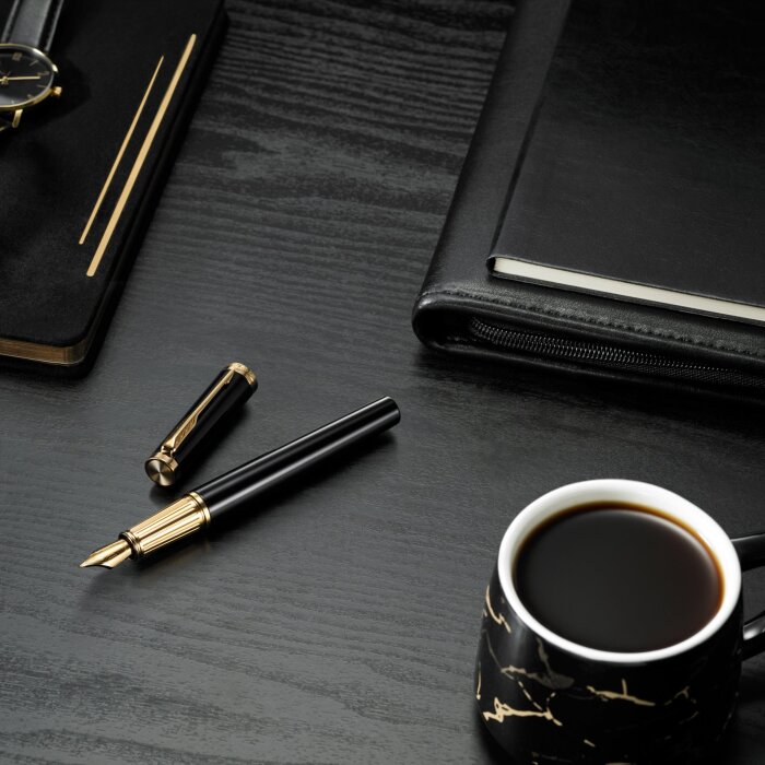 Ручка перьевая Parker "Ingenuity Black GT"