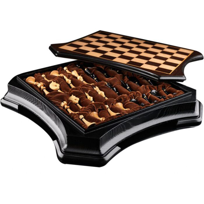Шахматы из ясеня "Балет" с фигурами из самшита