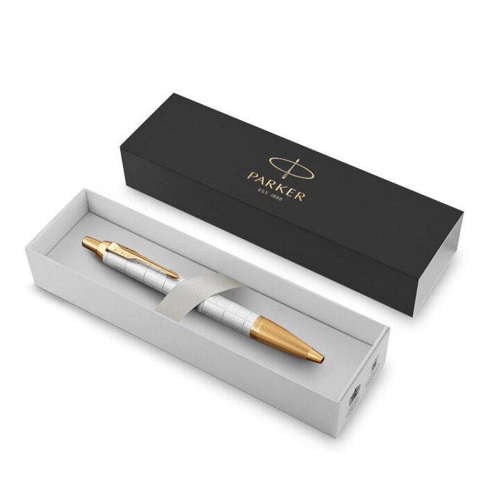 Шариковая ручка Parker IM Premium K318 Pearl GT в подарочной упаковке.