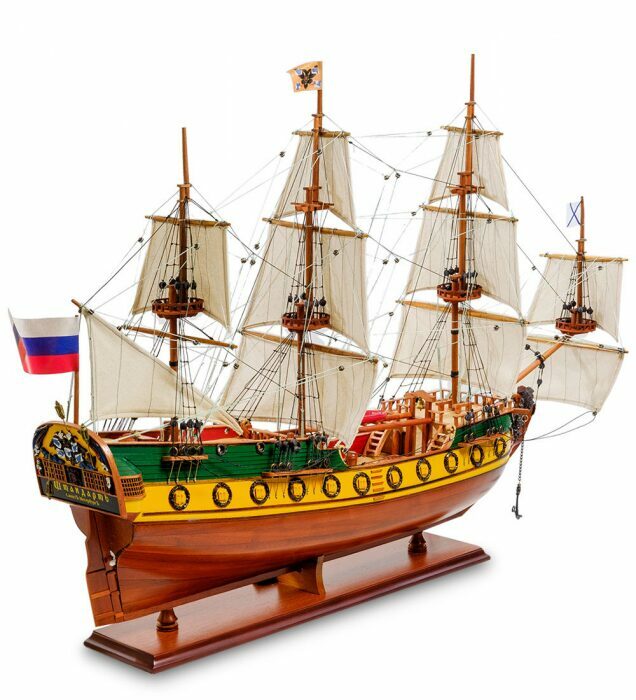 Модель российского фрегата «Shtandart» 1999 г. из дерева