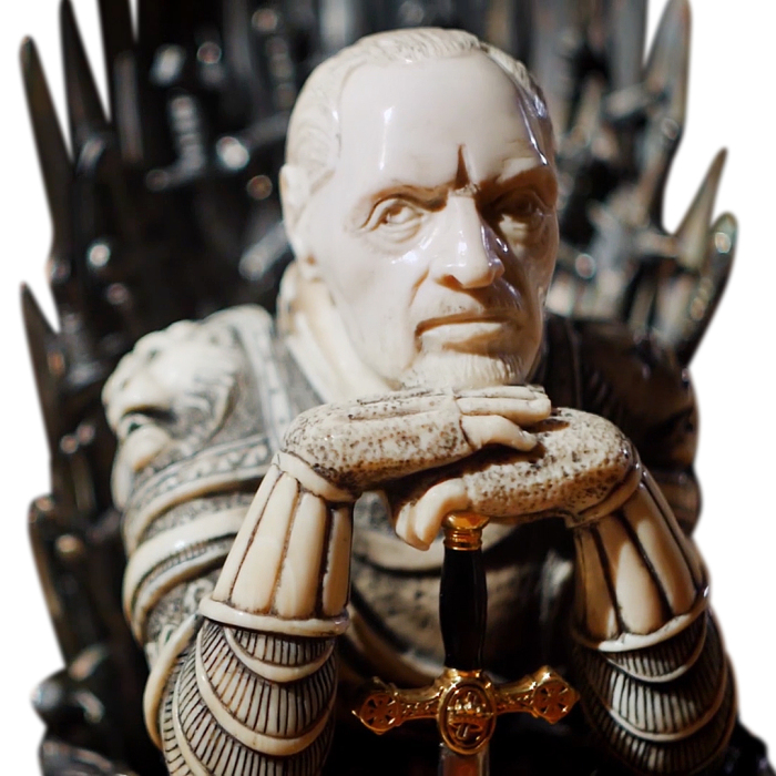 Шахматный гарнитур из ореха и бивня мамонта "Game of Thrones / Игра престолов"