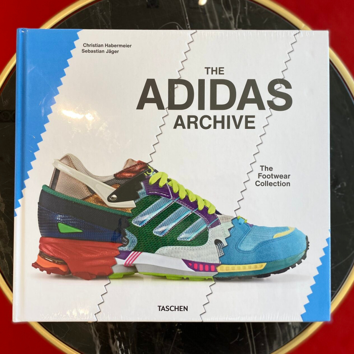 Книга «The Adidas Archive. The Footwear Collection» Christian Habermeier, Sebastian Jäger, TASCHEN, Germany, 2020 год