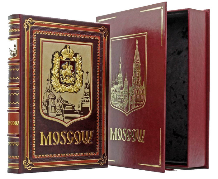 Книга в кожаном переплете "Москва" на английском, в коробе
