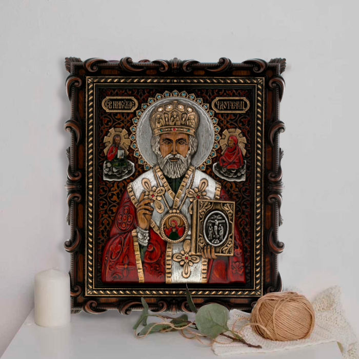 Икона из дерева "Николай Угодник"