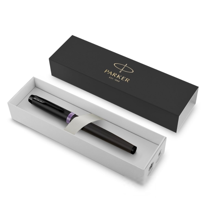 Ручка перьевая Parker IM Vibrant Rings Flame Amethyst Purple в подарочной упаковке.