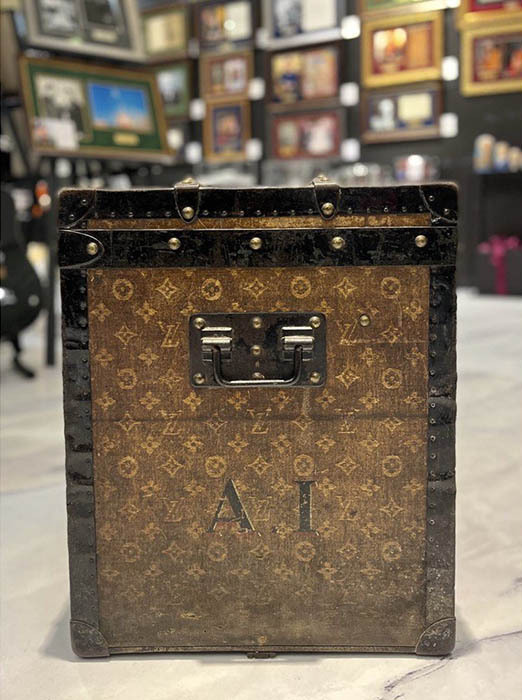 Дорожный сундук конца XIX века Louis Vuitton
