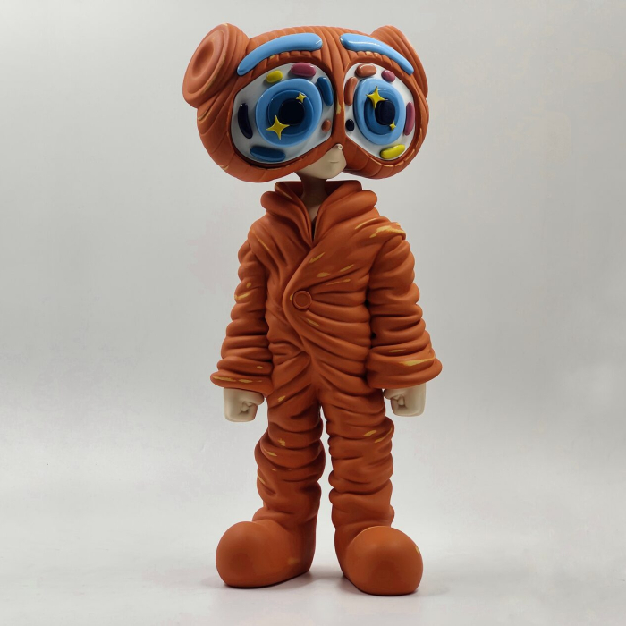 Скульптура "Aspr1m Sent to Space" художника Тараса Желтышева