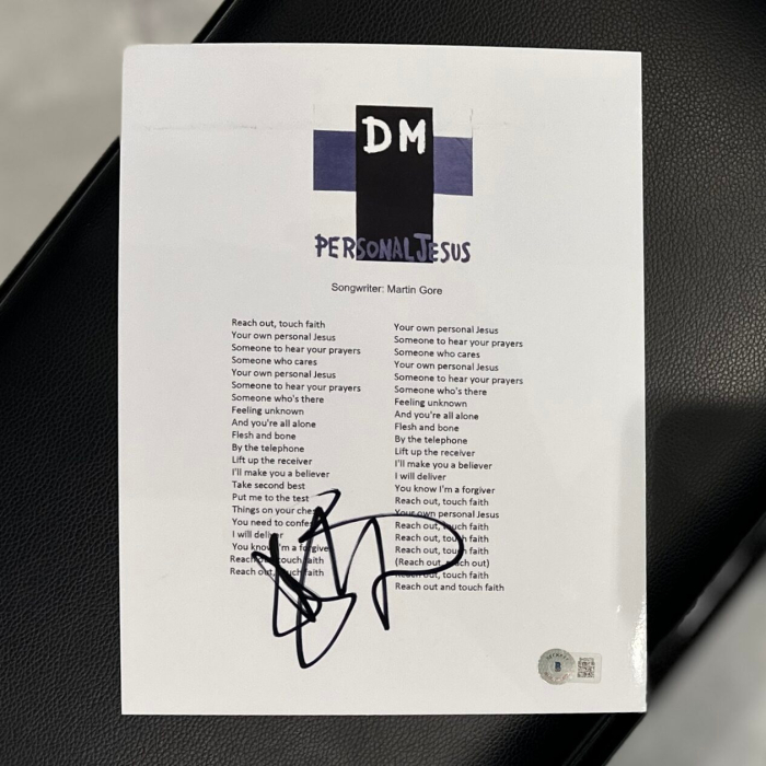 Фото с автографом музыканта Дейва Гаана, группа Depeche Mode